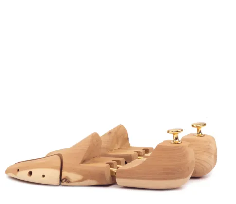 Fassona Cedar Wood Shoe Tree