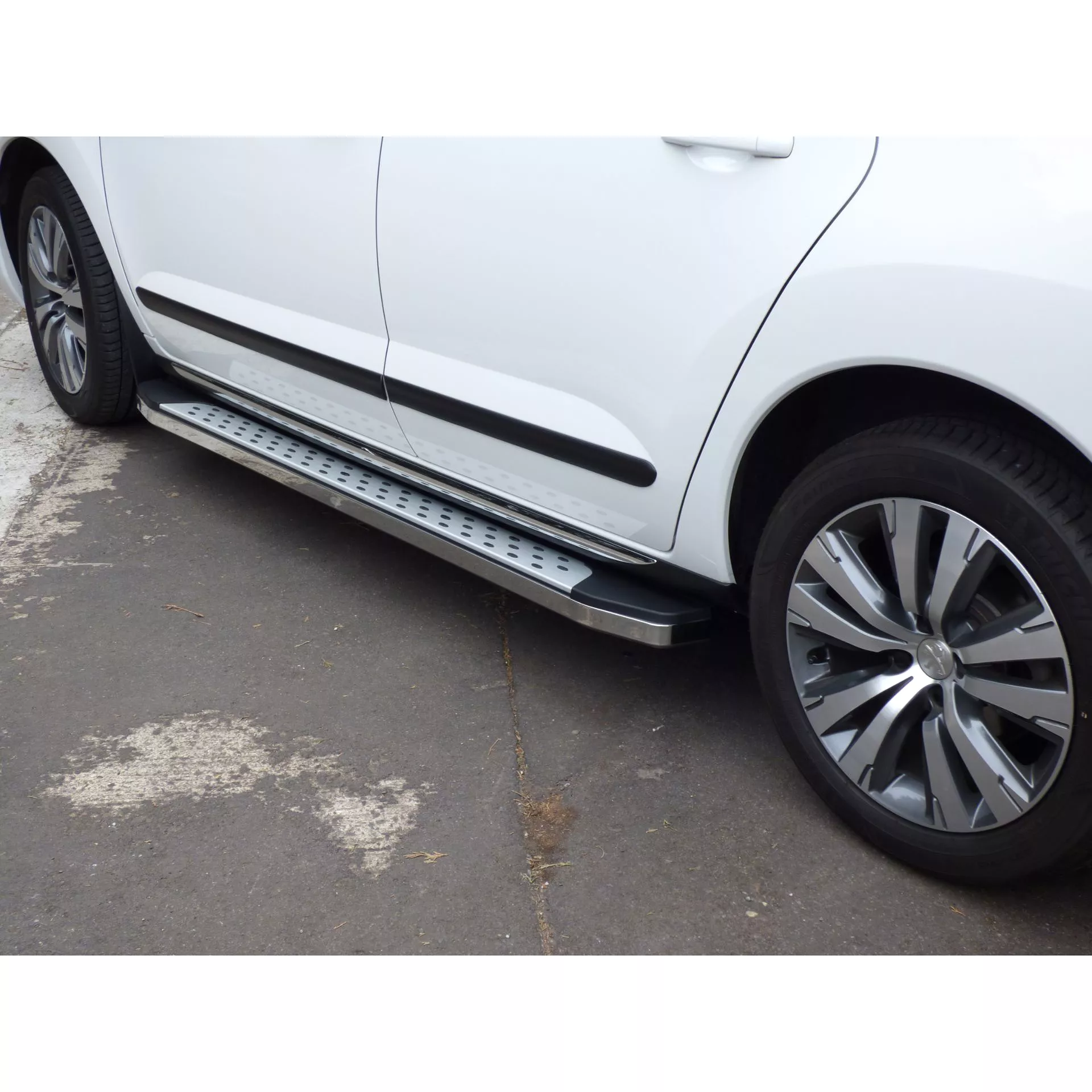 Freedom Side Steps Running Boards for Peugeot 3008 2009-2016