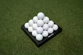 GOLFBAYS SMALL PYRAMID BALL TRAY